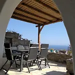Art House In Aspro Chorio, 2-4 Guests * Aspro Chorio