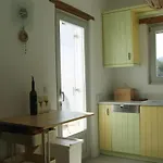 Art House In Aspro Chorio, 2-4 Guests Semesterbostad *