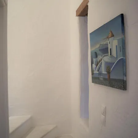 Art House In Aspro Chorio, 2-4 Guests Dom wakacyjny