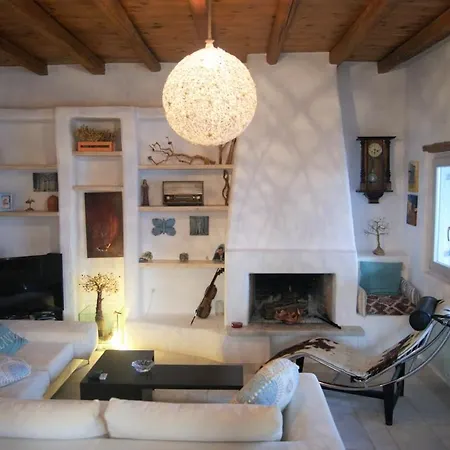 Tatil Evi Art House In Aspro Chorio, 2-4 Guests