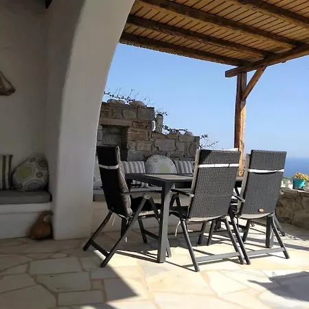 Art House In Aspro Chorio, 2-4 Guests *