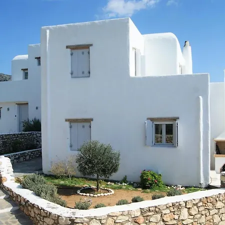 Art House In Aspro Chorio, 2-4 Guests