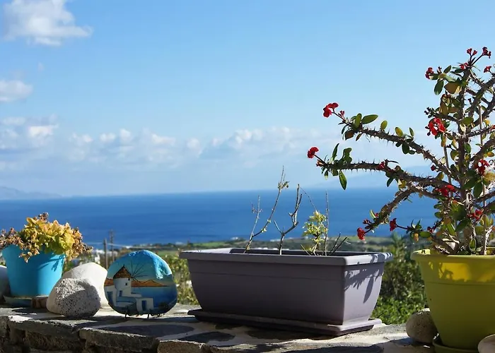 Art House In Aspro Chorio, 2-4 Guests * Aspro Chorio