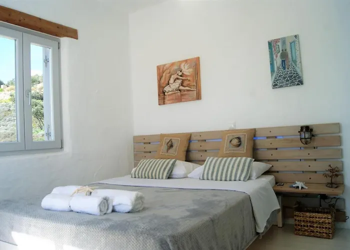 Art House In Aspro Chorio, 2-4 Guests Holiday home Aspro Chorio