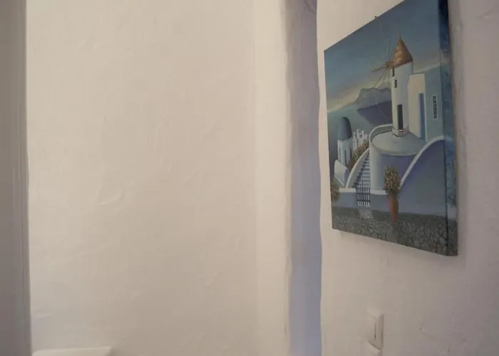 Art House In Aspro Chorio, 2-4 Guests Дом отдыха