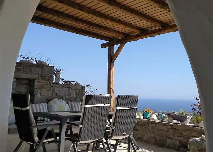 Art House In Aspro Chorio, 2-4 Guests * Aspro Chorio