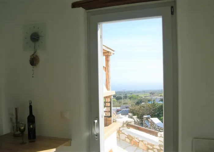 Art House In Aspro Chorio, 2-4 Guests Aspro Chorio